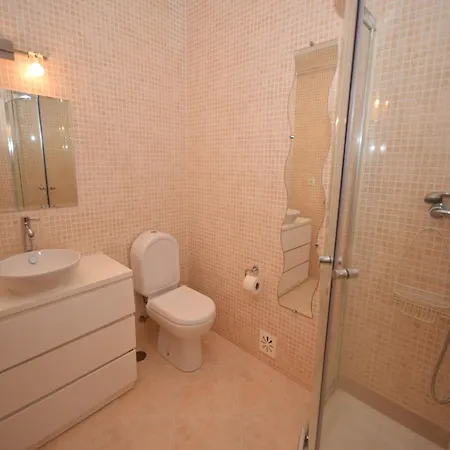 فيلة In Casais De Santa Helena